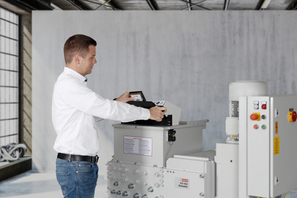 Intimus SSD And HDD Granulator